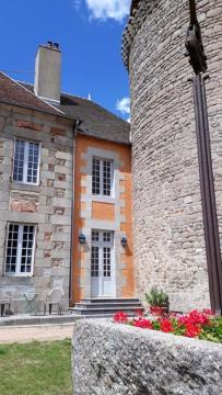 Chateau De Sallebrune Ferienhaus *