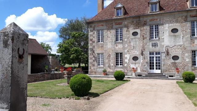 Au Chateau De Sallebrune Holiday home *