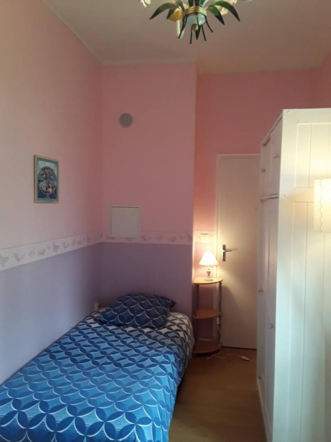 Holiday home Au Chateau De Sallebrune Beaune d'Allier